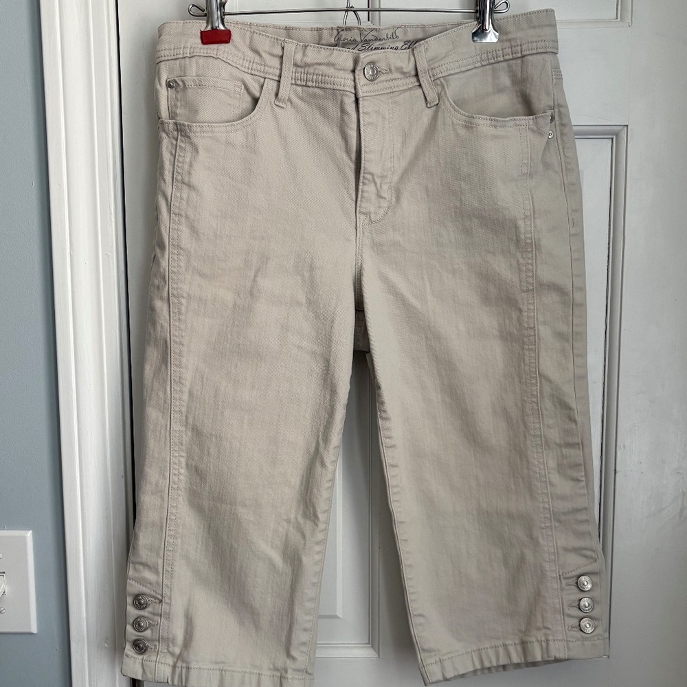 Slimming effect capris, Size 6